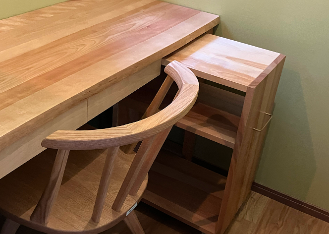スギでつくる家具