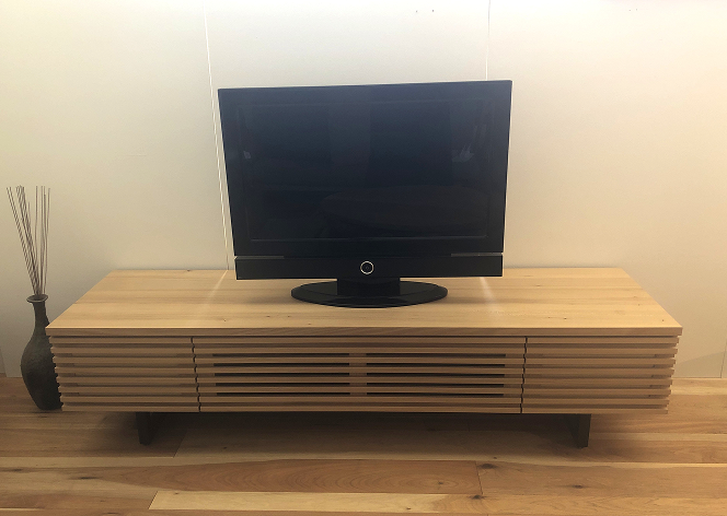 スギでつくる家具